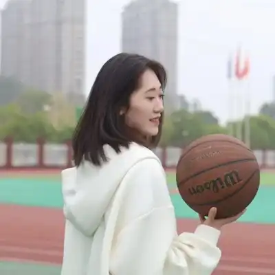 邓悦欣